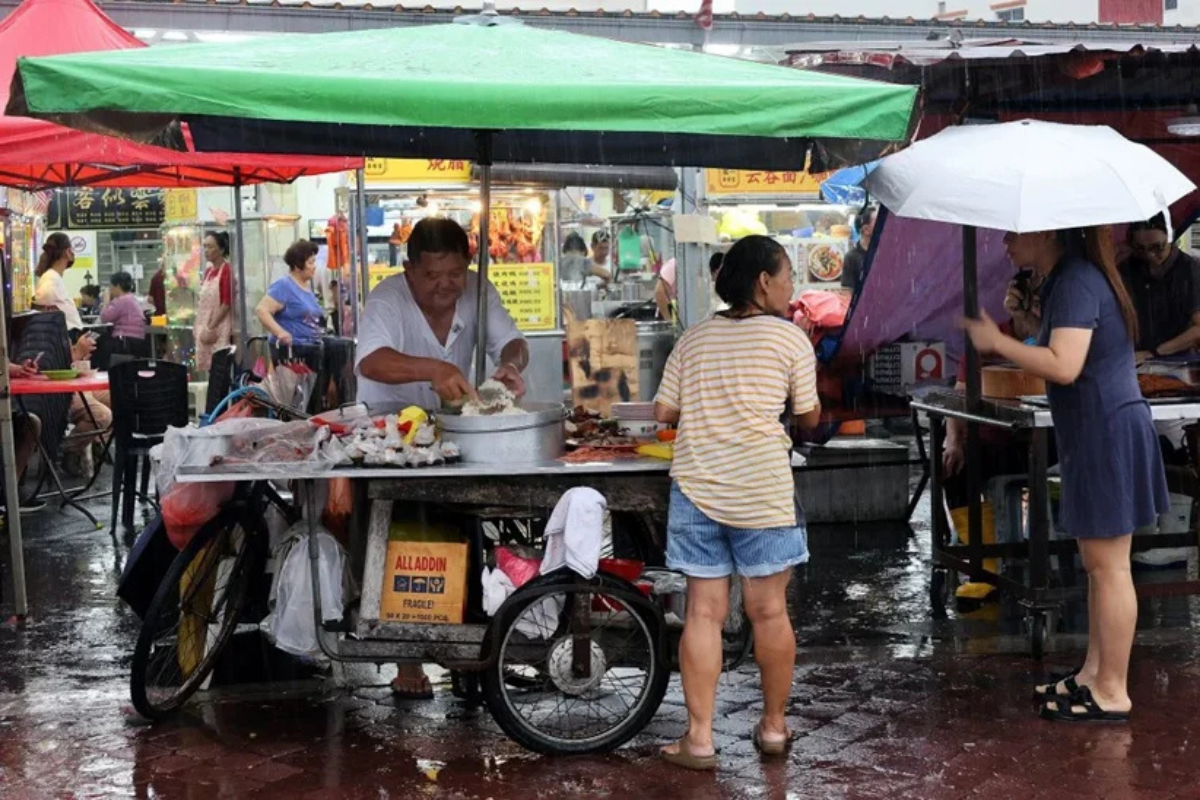 RM4 Chicken Rice Stall in Kajang Remains Popular Amid Rising Costs