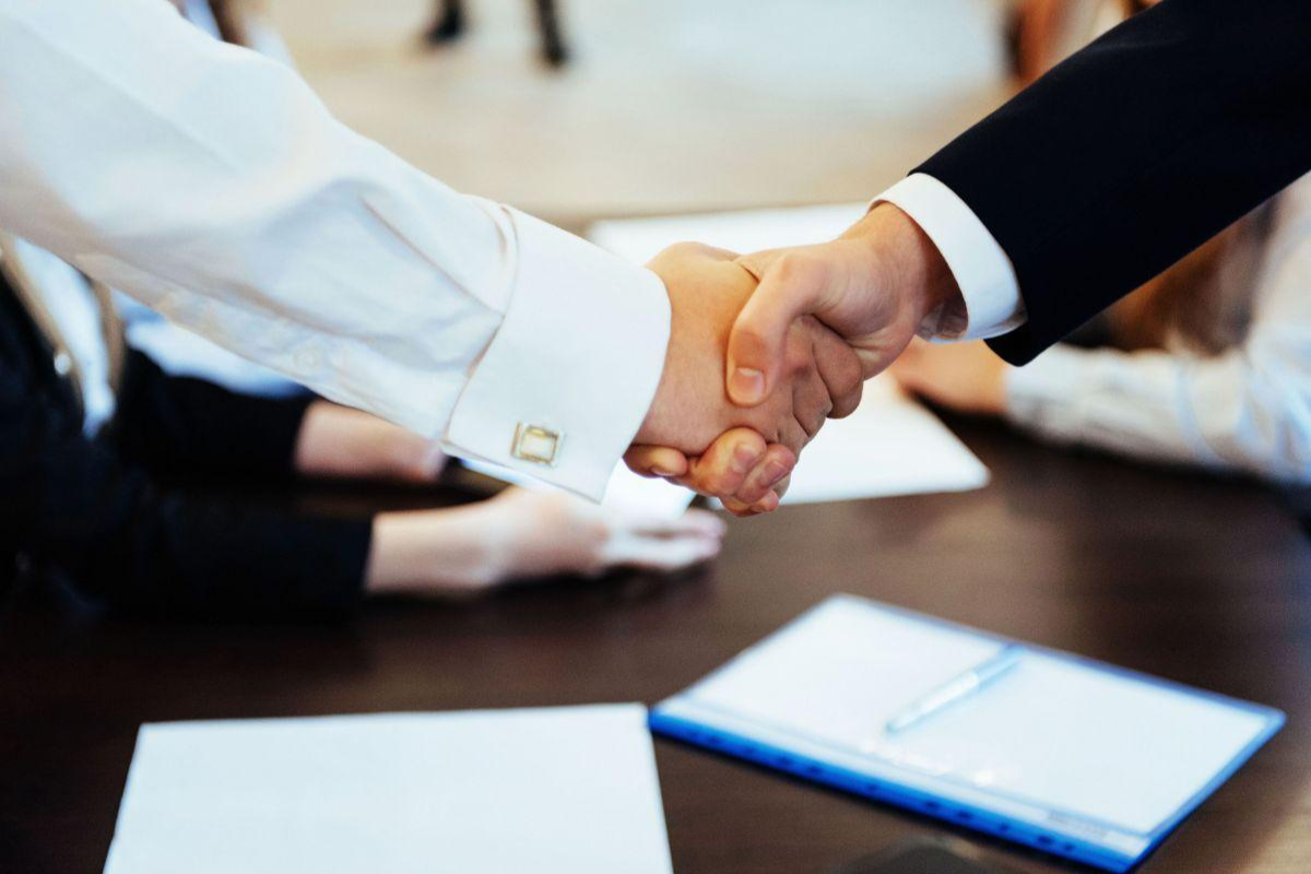 Securing 2026 Wealth through the Professional Pivot