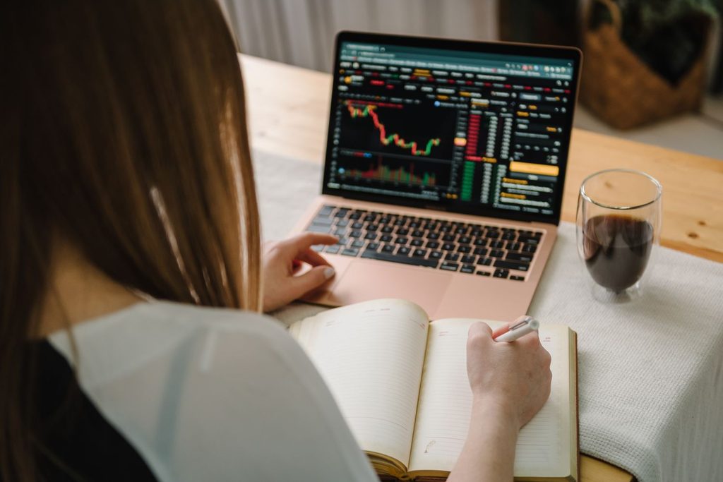 Best Forex Brokers in Hong Kong